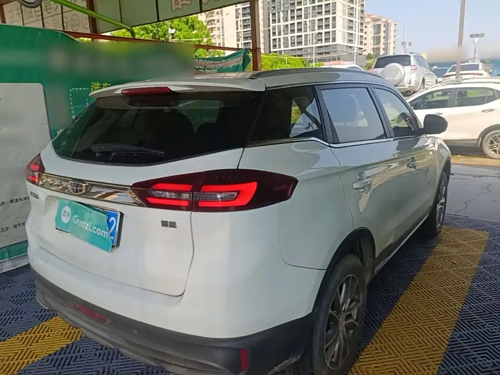 Geely Boyue — миниатюра 7