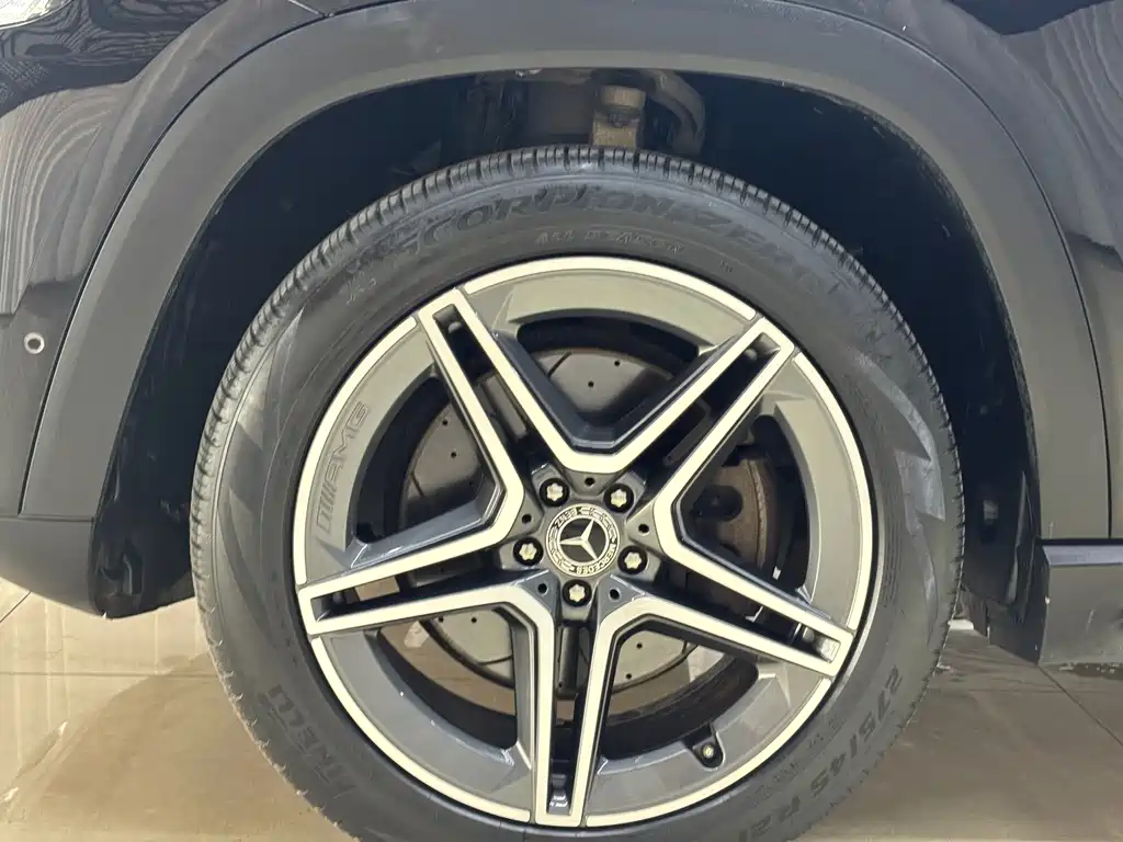 Mercedes-Benz GLS — миниатюра 16