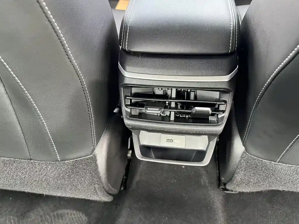 Geely Emgrand — миниатюра 16
