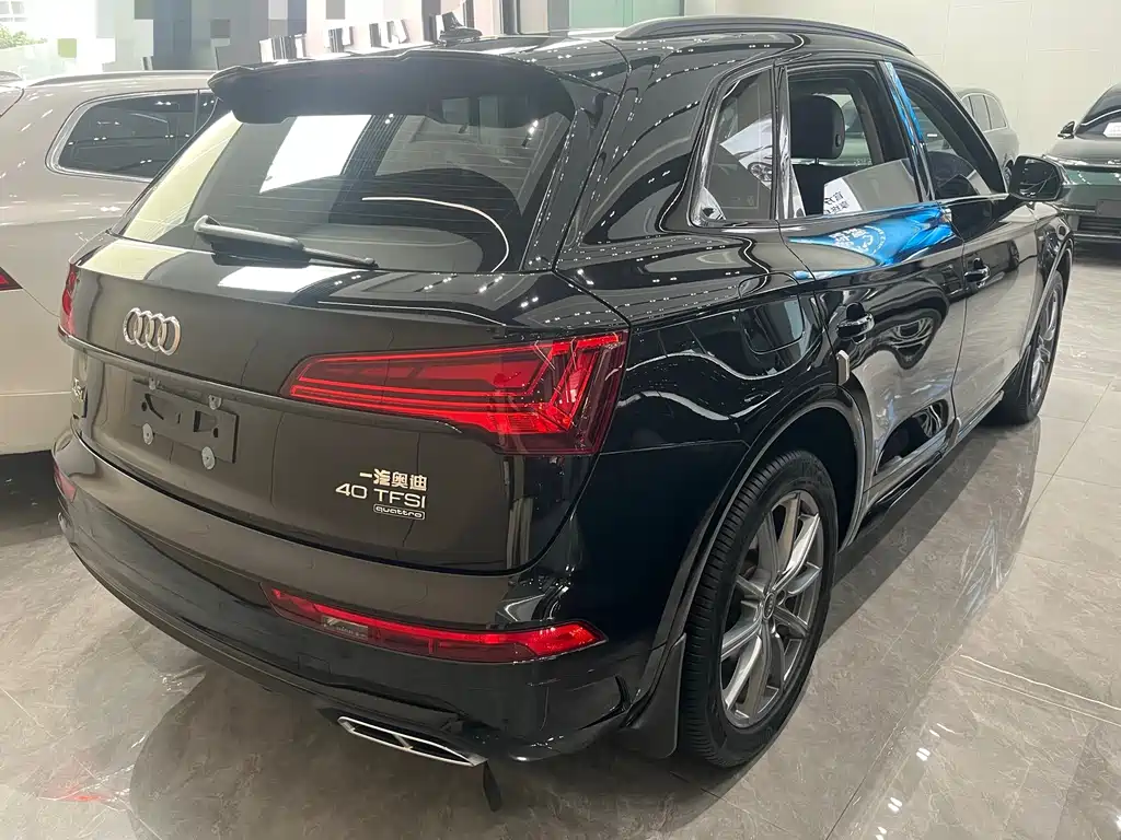 Audi Q5L 2022 40T RS