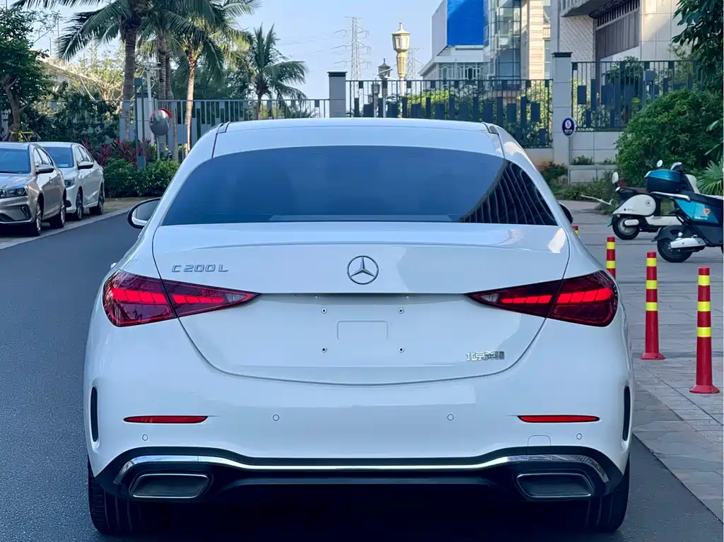 MERCEDES-BENZ C CLASS