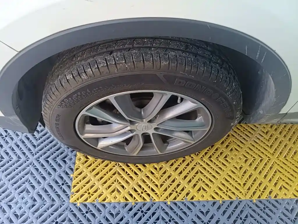 Geely Boyue — миниатюра 23