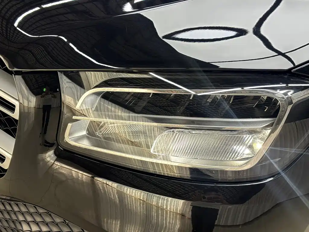 Mercedes-Benz GLS — миниатюра 17