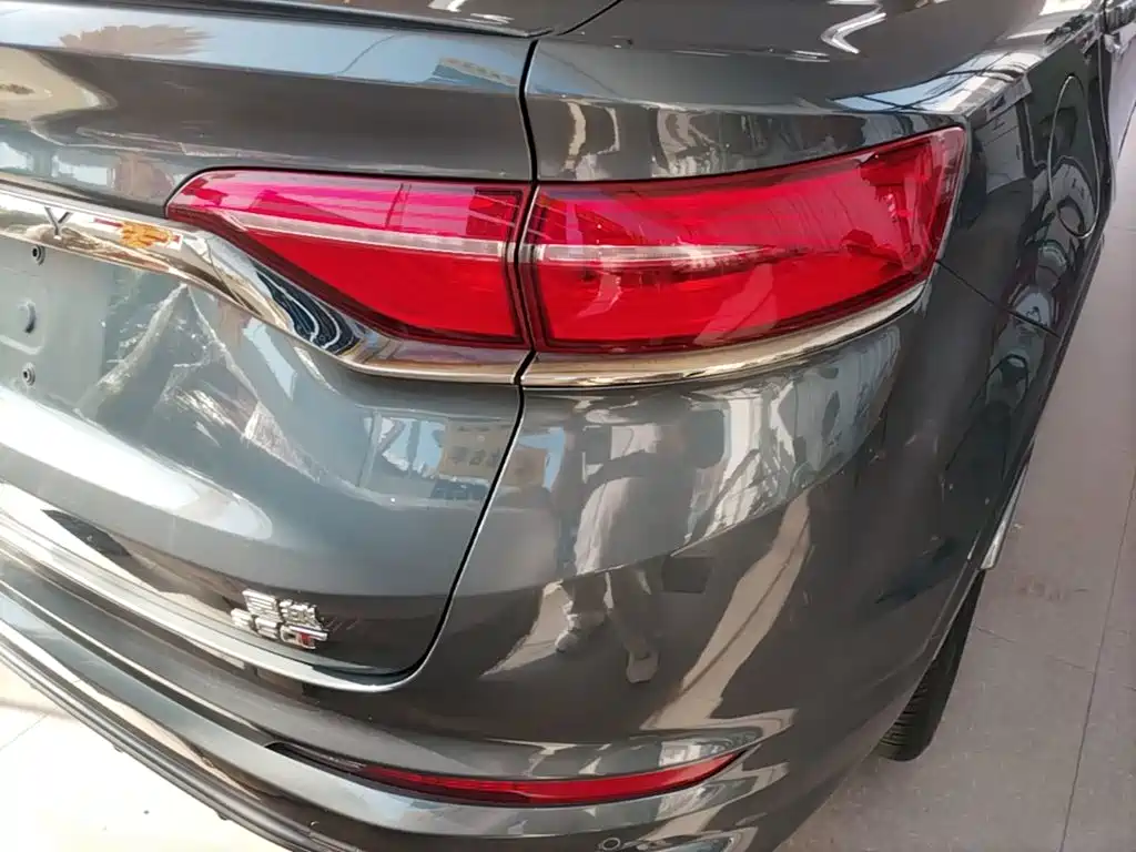 Geely Xingyue — миниатюра 8