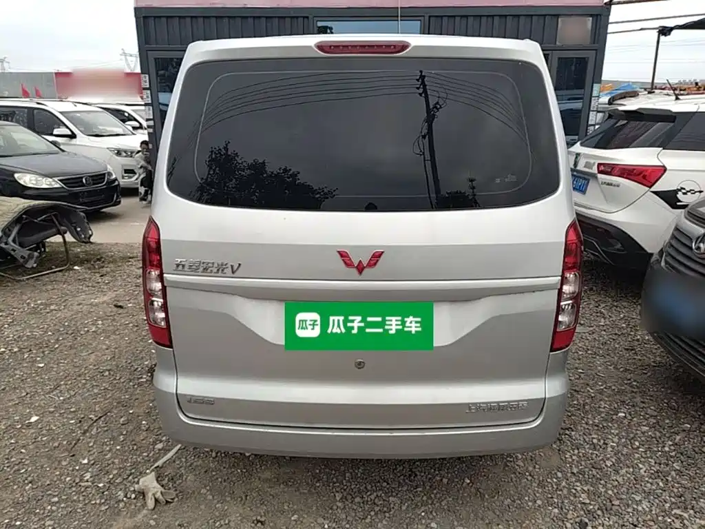 Wuling Hongguang V — миниатюра 4