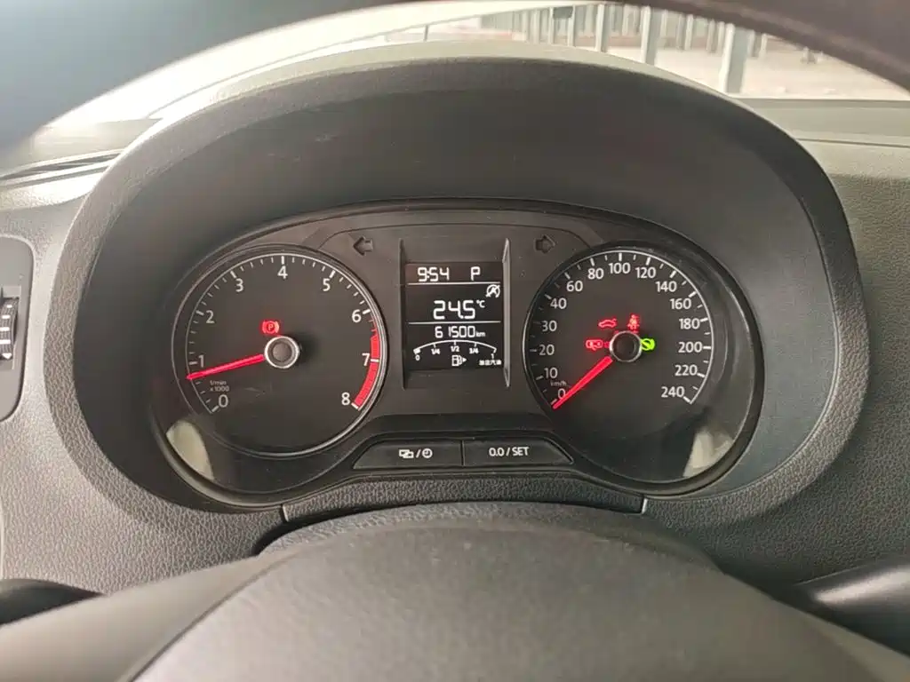 Volkswagen Polo — миниатюра 12