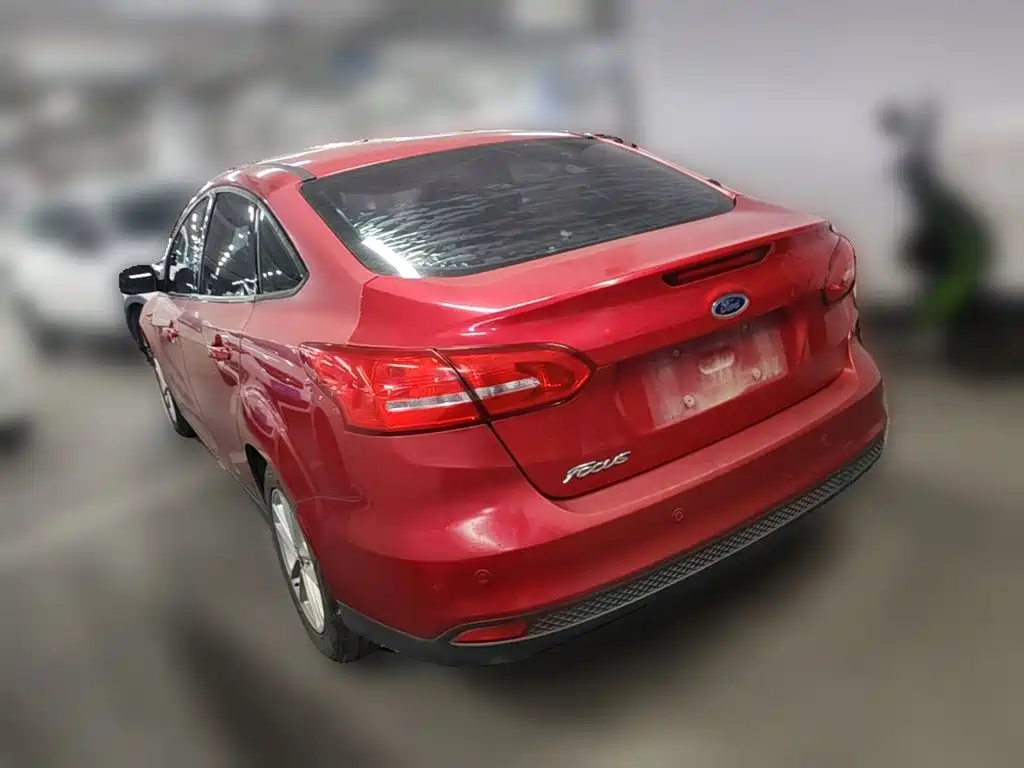 Ford Focus — миниатюра 7