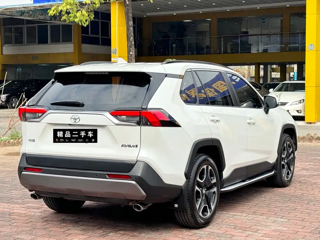 TOYOTA RAV4 RONGFANG