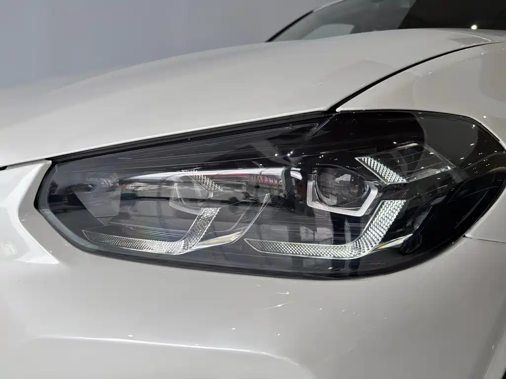 BMW iX3 — миниатюра 4