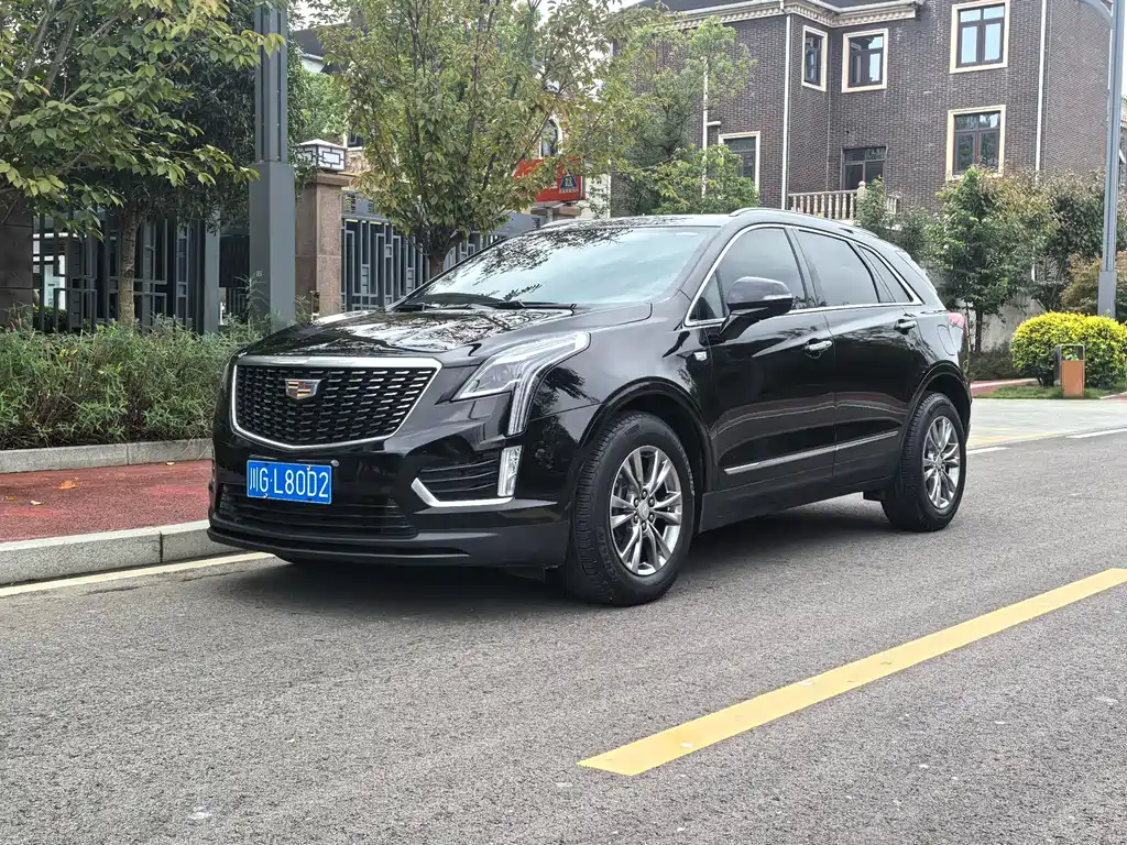 CADILLAC XT5