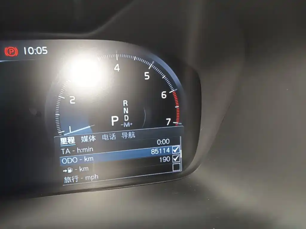 Volvo XC40 — миниатюра 12