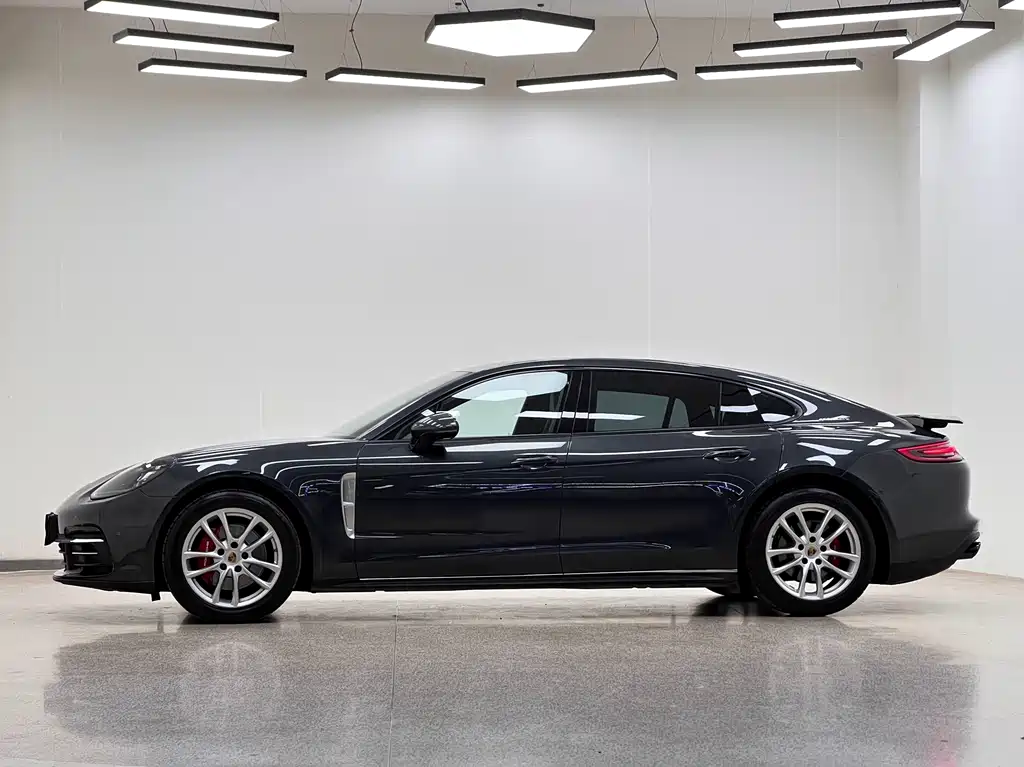 Porsche Panamera — миниатюра 4