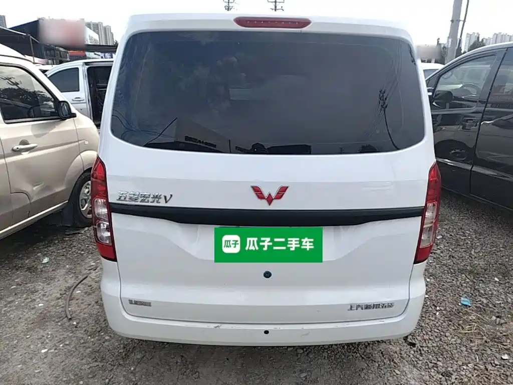 Wuling Hongguang V — миниатюра 4