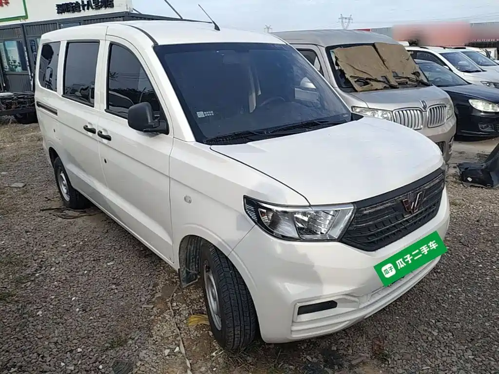 Wuling Hongguang V — миниатюра 22