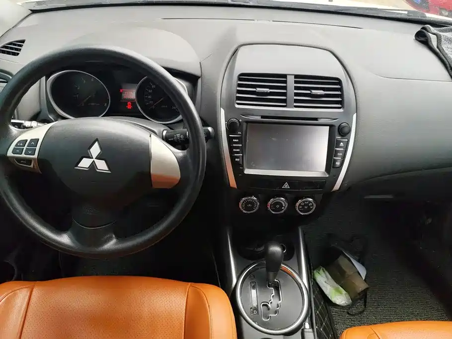 Mitsubishi ASX — миниатюра 12
