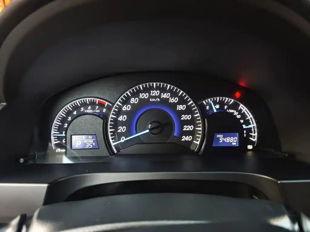 Toyota Camry — миниатюра 15