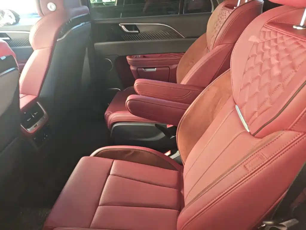 Hongqi Hongqi E-HS9 — миниатюра 17
