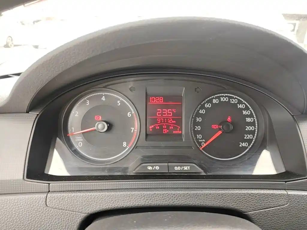 Volkswagen Santana — миниатюра 12