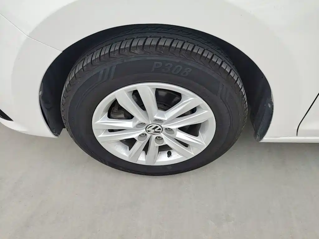 Volkswagen Santana — миниатюра 23
