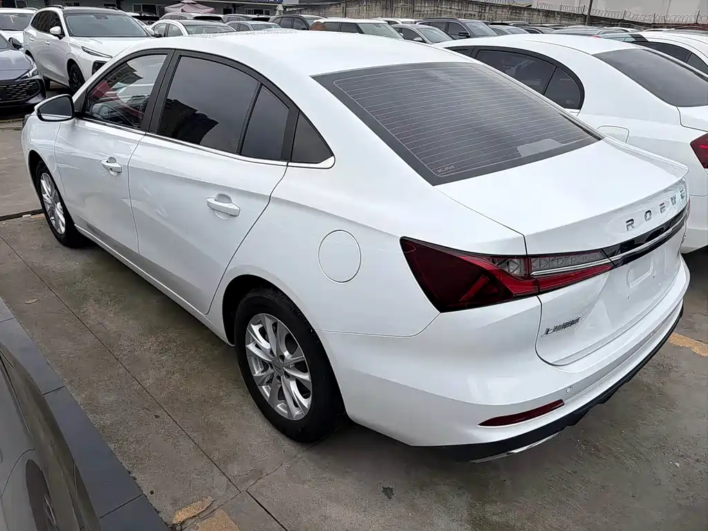 Roewe i5 — миниатюра 4