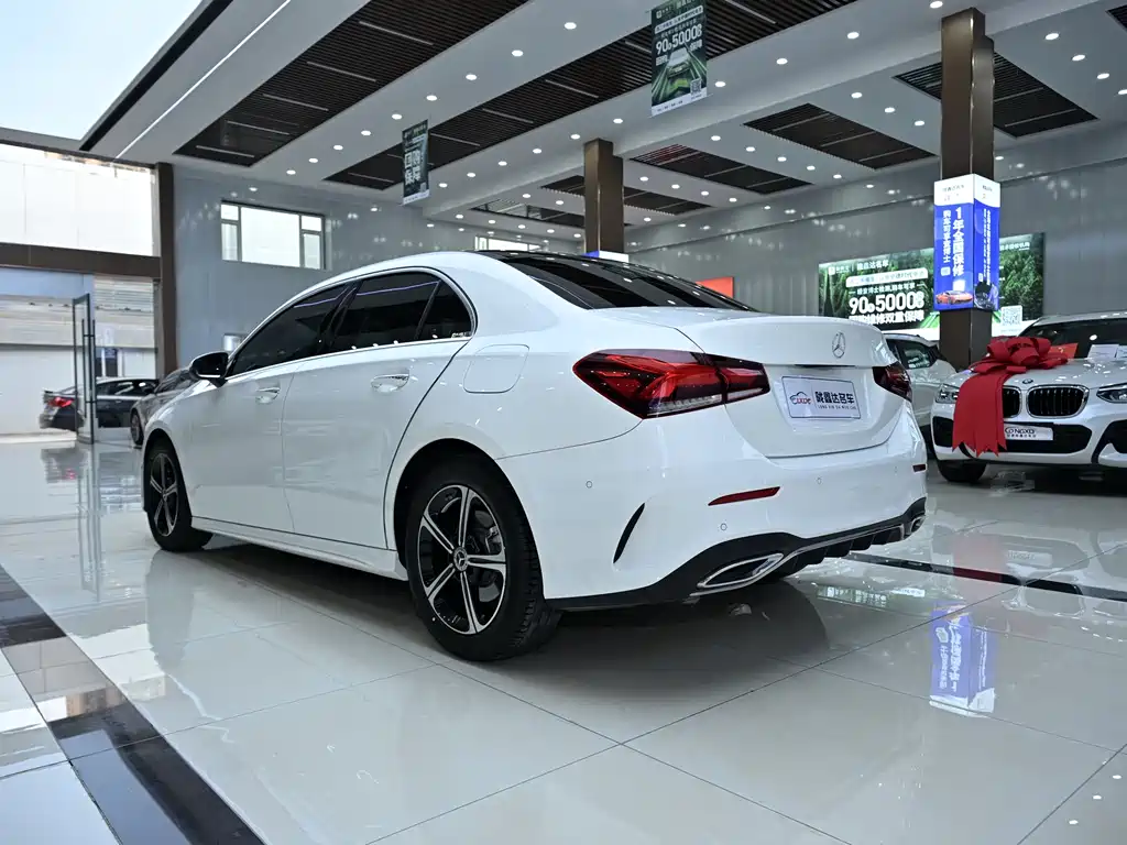 MERCEDES-BENZ A CLASS