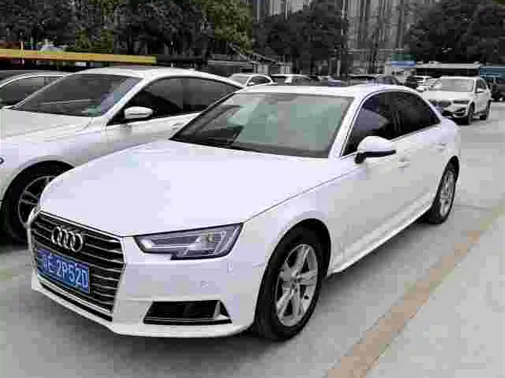 Audi A4L 2018