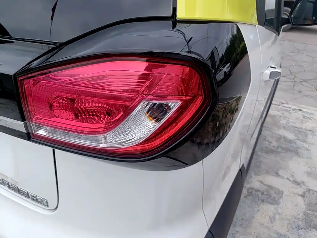 Baojun E100 — миниатюра 8