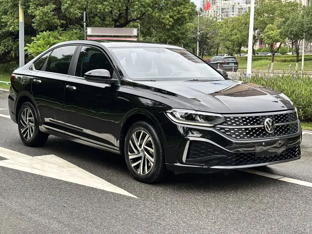 Volkswagen Lavida — миниатюра 4