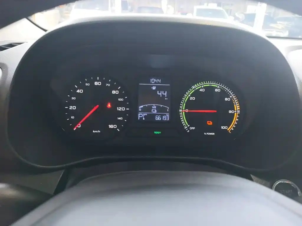Roewe Clever — миниатюра 12
