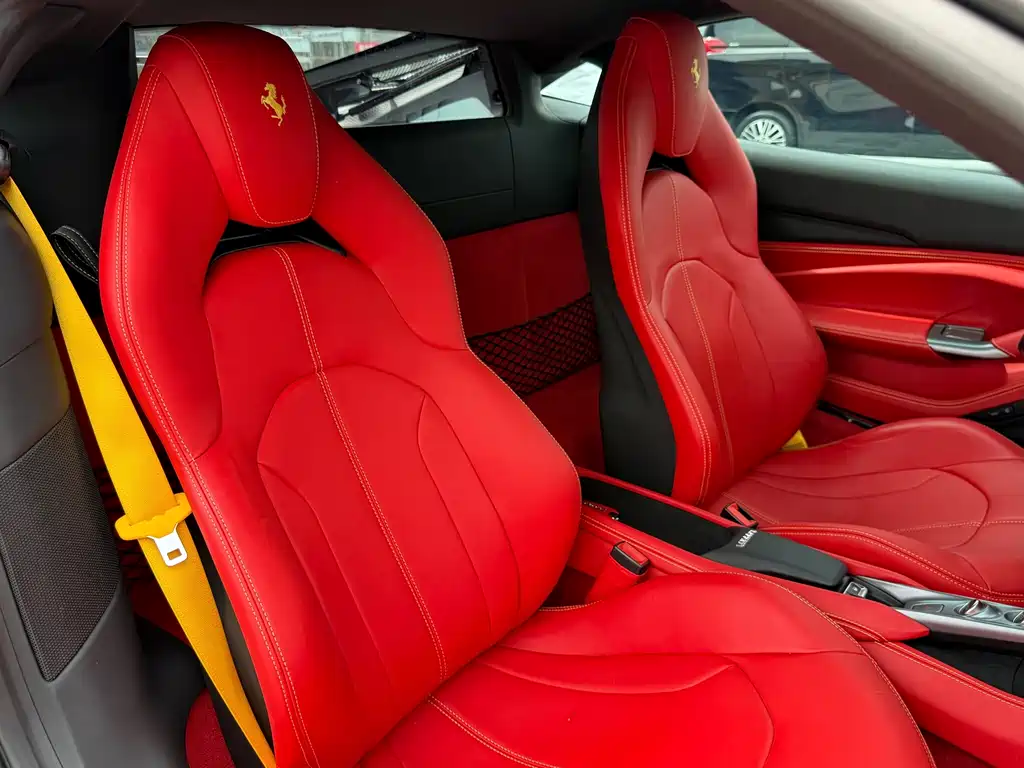 Ferrari F8 — миниатюра 12
