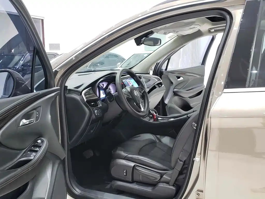 Buick Envision Plus — миниатюра 4