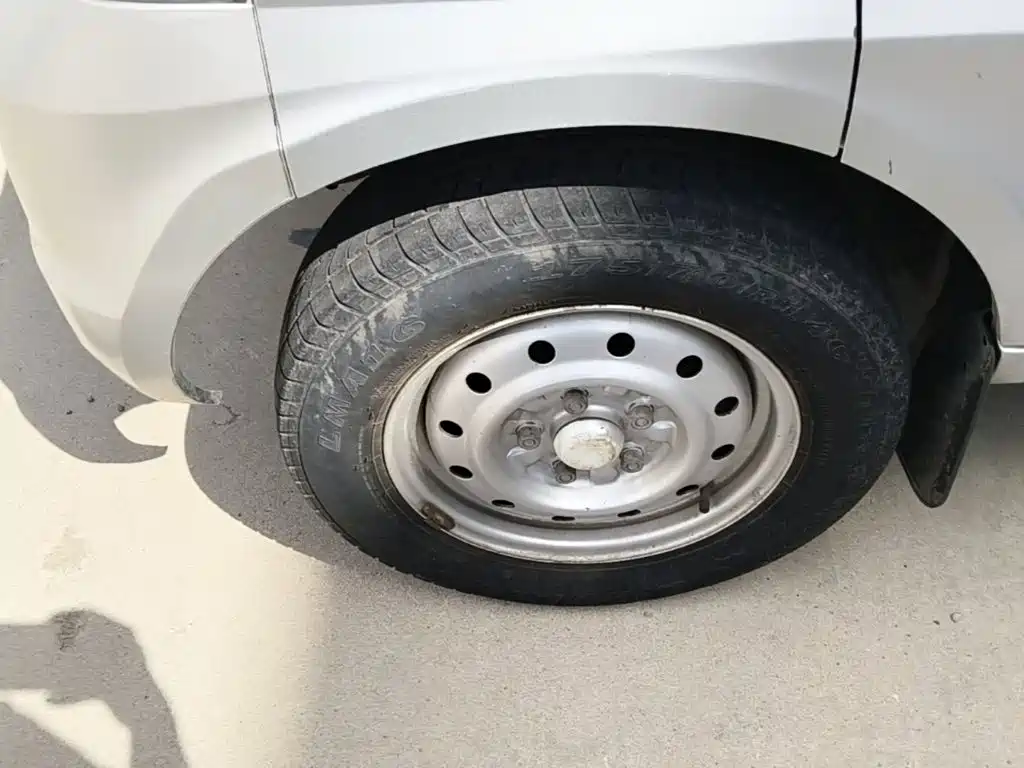 Wuling Rongguang — миниатюра 23