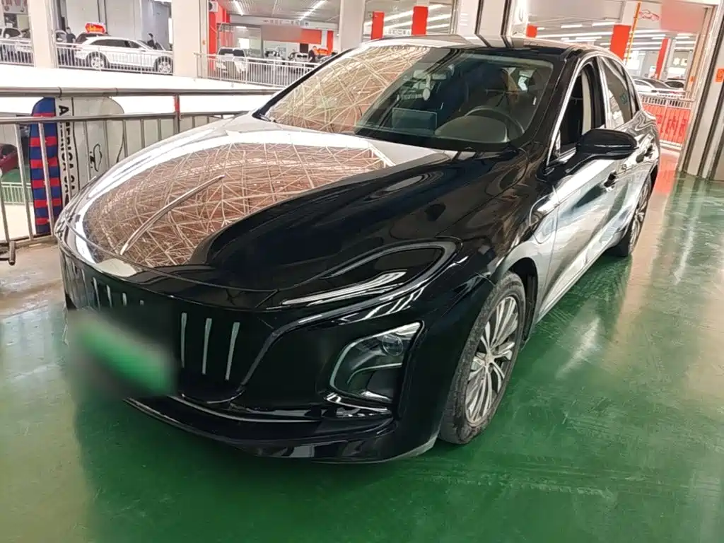 Hongqi Hongqi E-QM5 — миниатюра 2