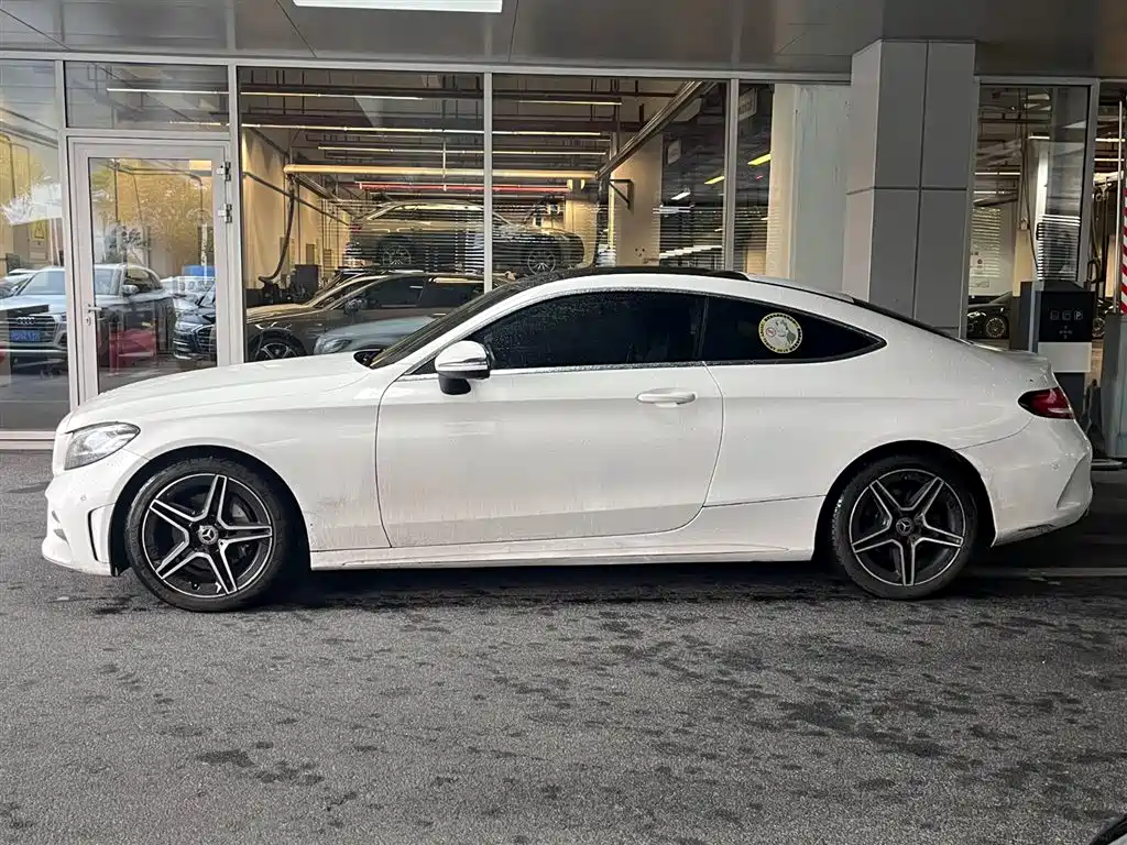 MERCEDES-BENZ C CLASS