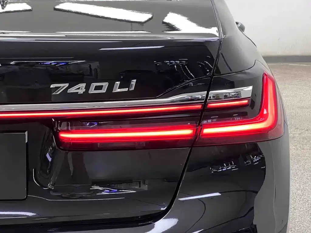 BMW 7 Series 7 2021 730Li Luxury