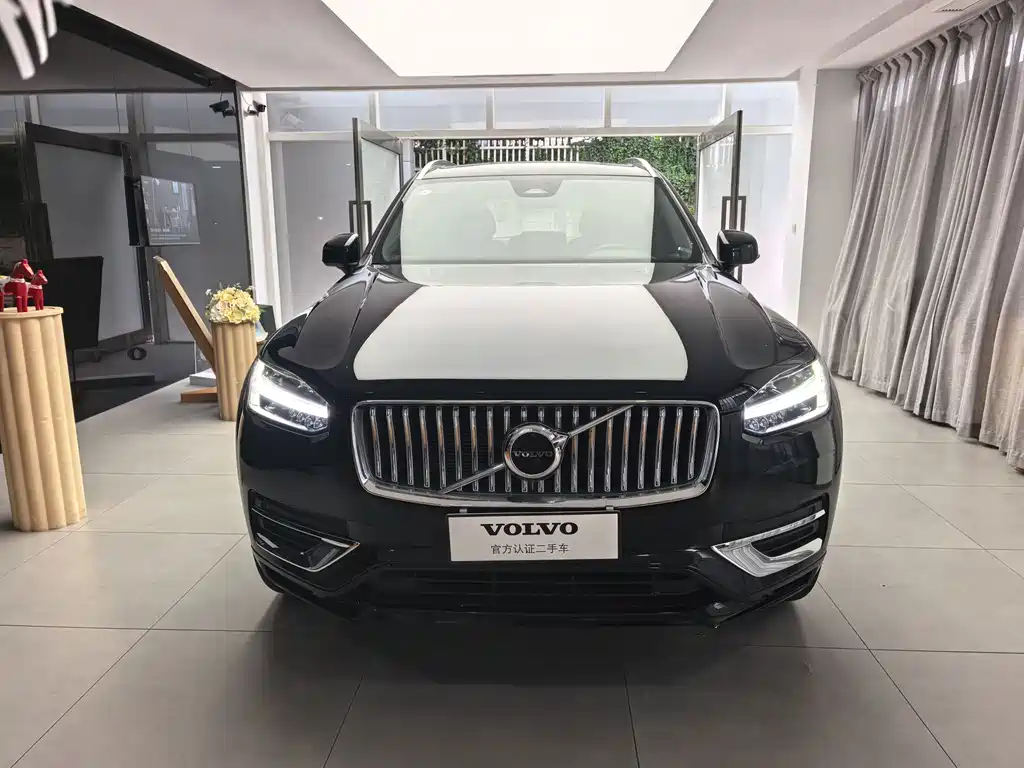 Volvo XC90 — миниатюра 2