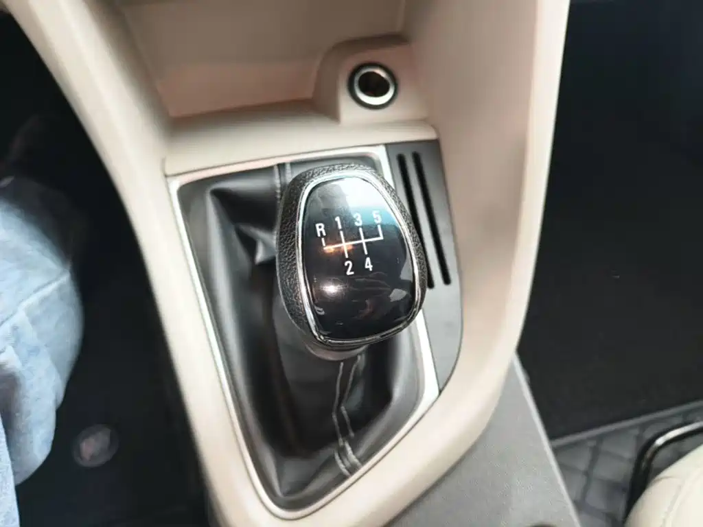 Buick Excelle — миниатюра 14