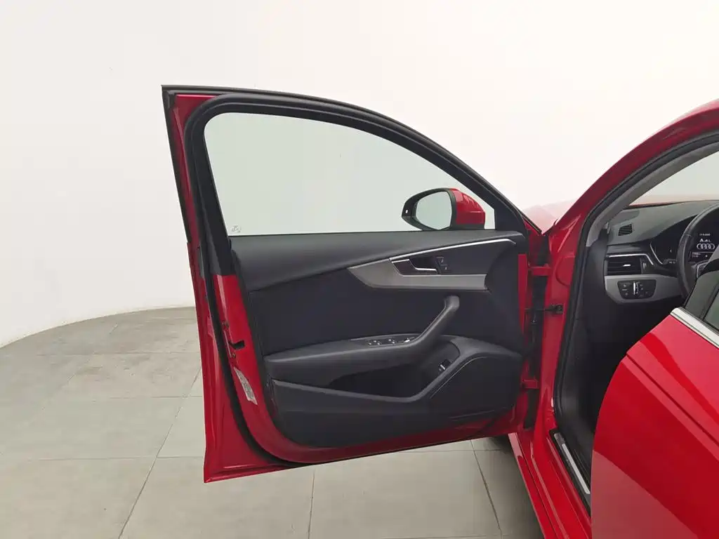 Audi A4L — миниатюра 8