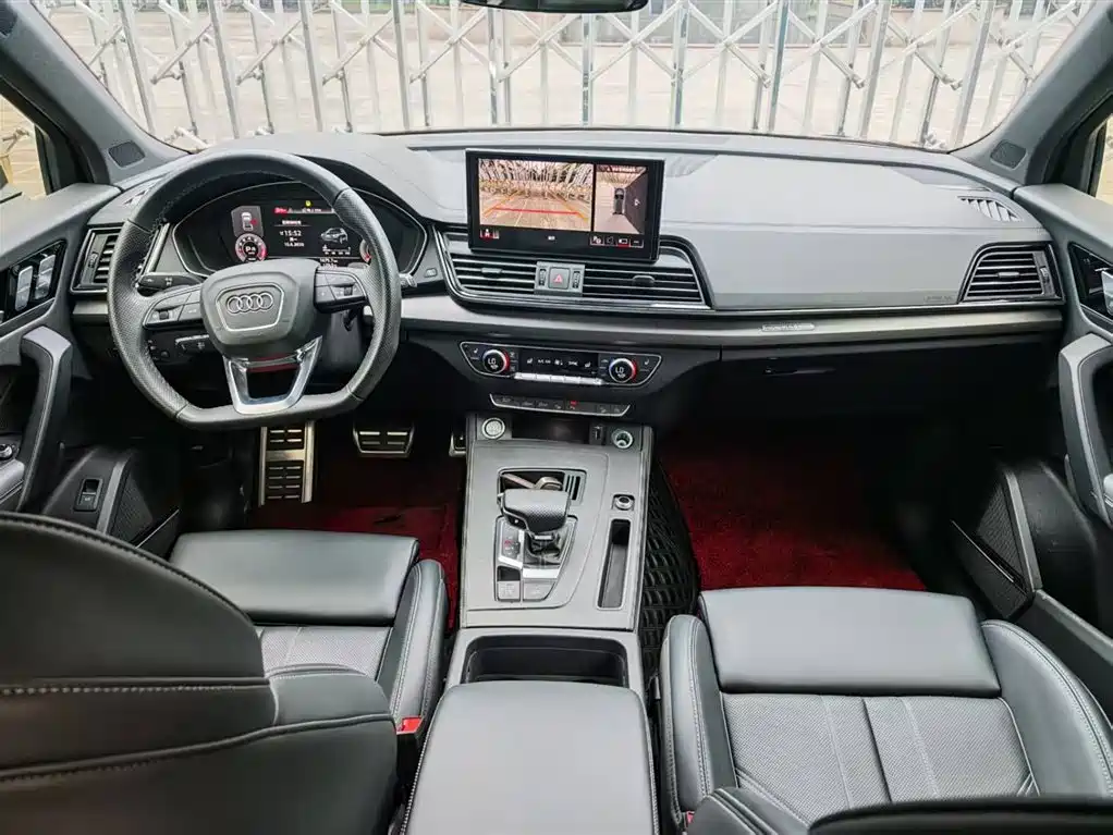 Audi Q5L 2024 Черный из Китая, фото 3