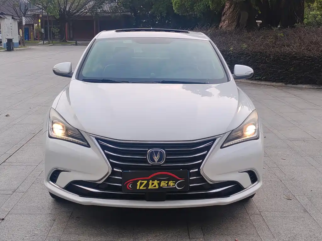 Changan Eado — миниатюра 2