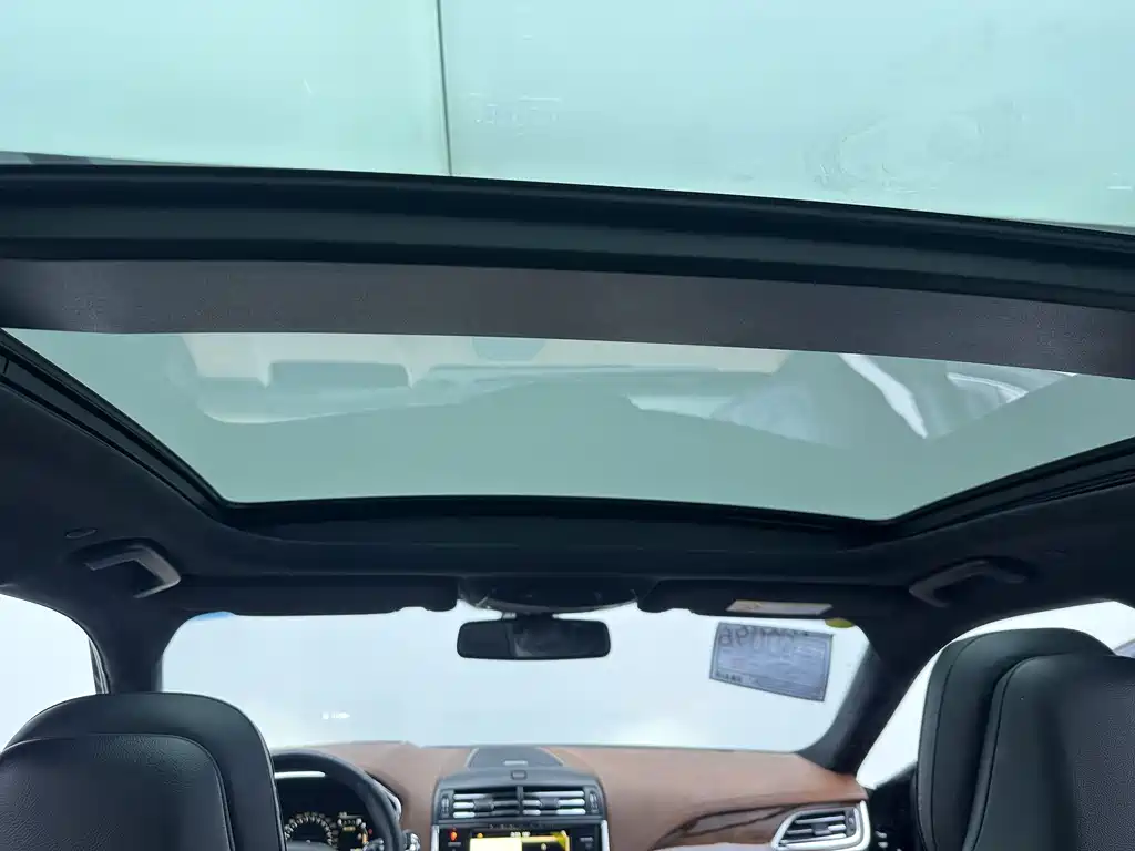 Lincoln Continental — миниатюра 17