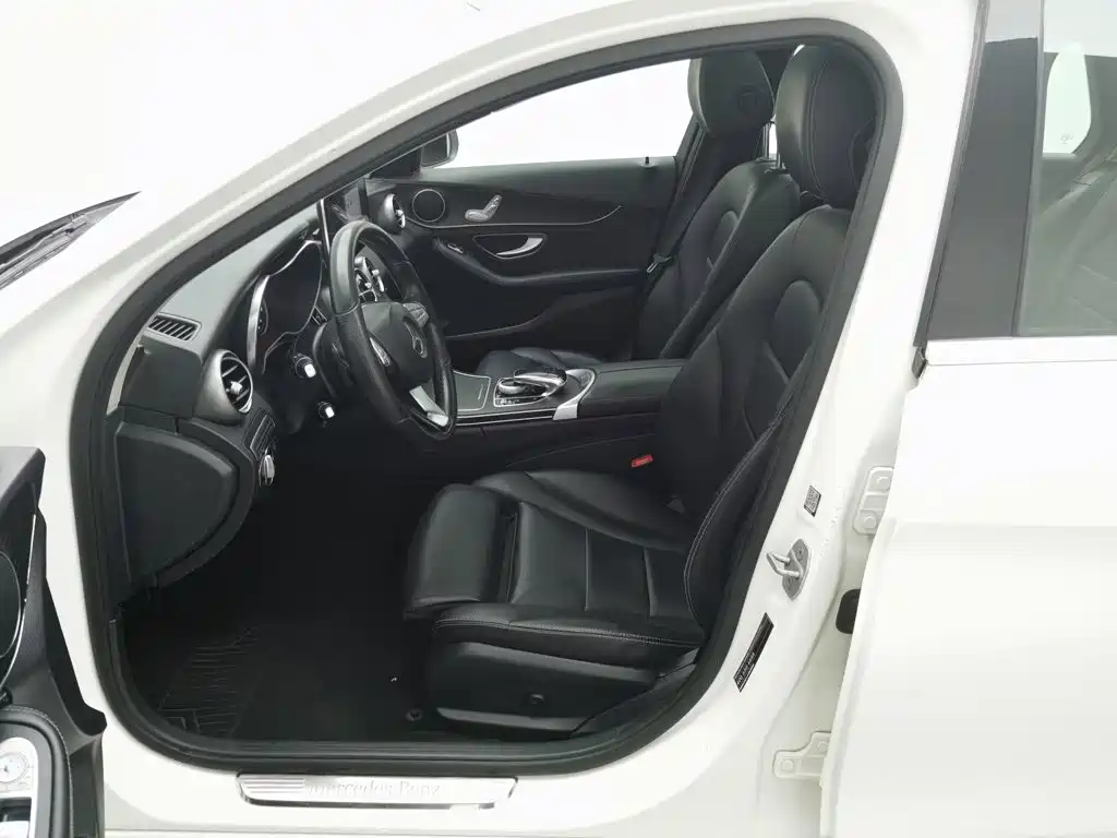 Mercedes-Benz C-Class (Import) — миниатюра 10