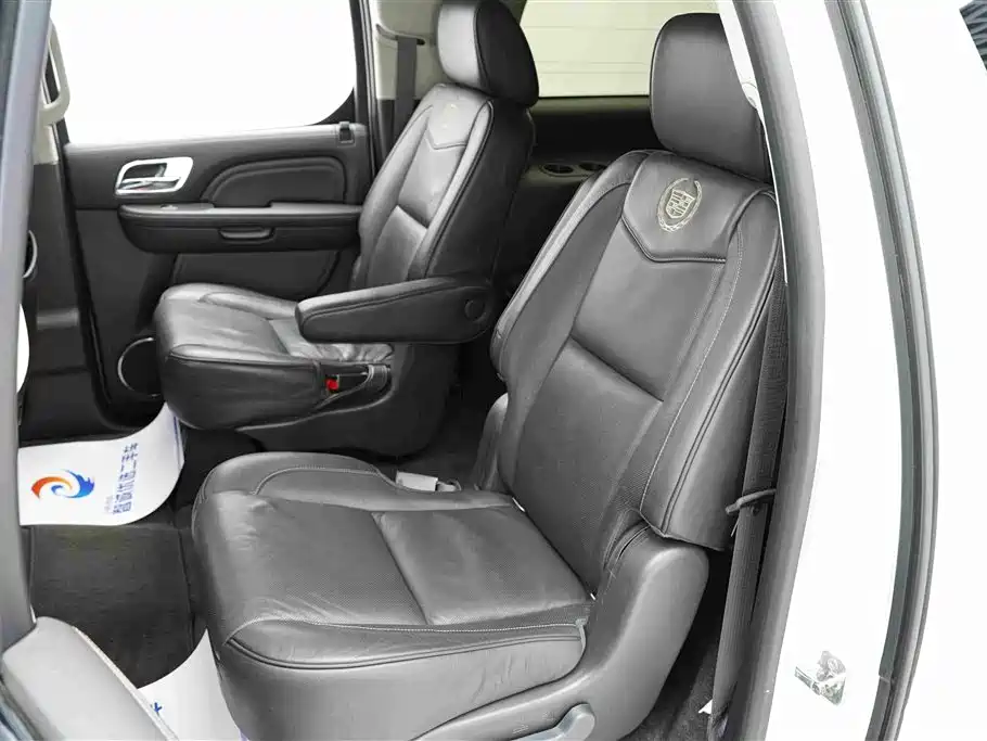 Cadillac Escalade 6.2L ESV Platinum Edition Extended Type, фото 12