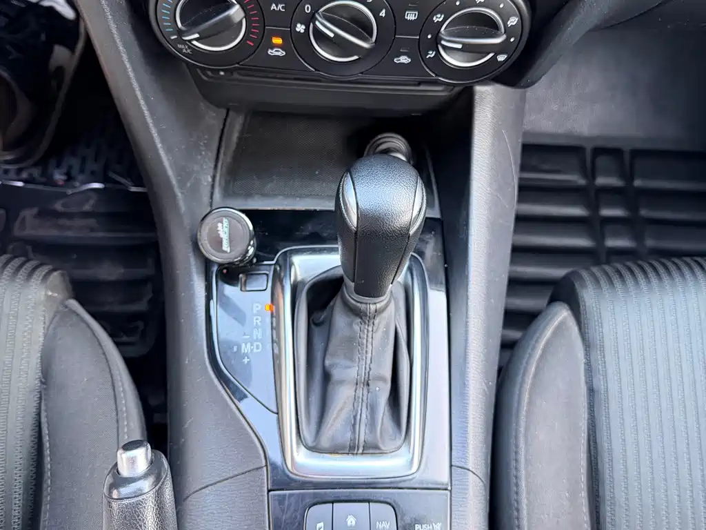 Mazda 3 Axela — миниатюра 19