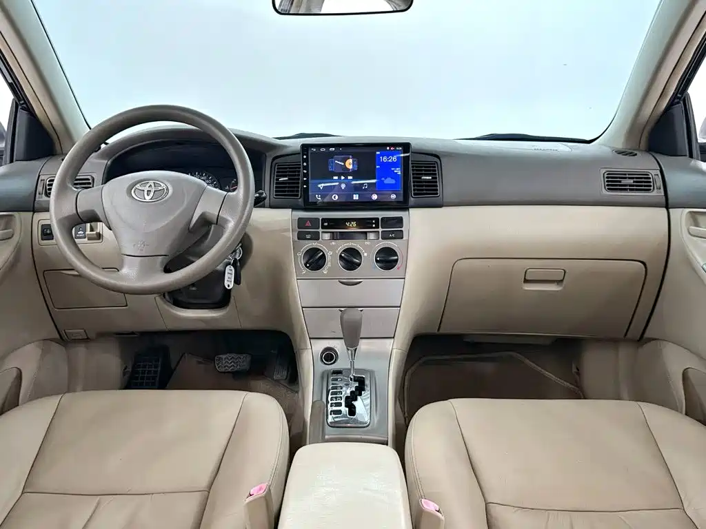 Toyota Corolla — миниатюра 12