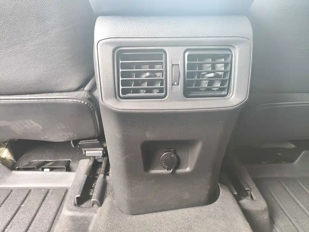 Toyota Wildlander — миниатюра 8