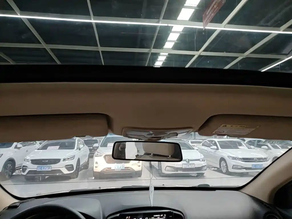 Roewe 350 — миниатюра 18