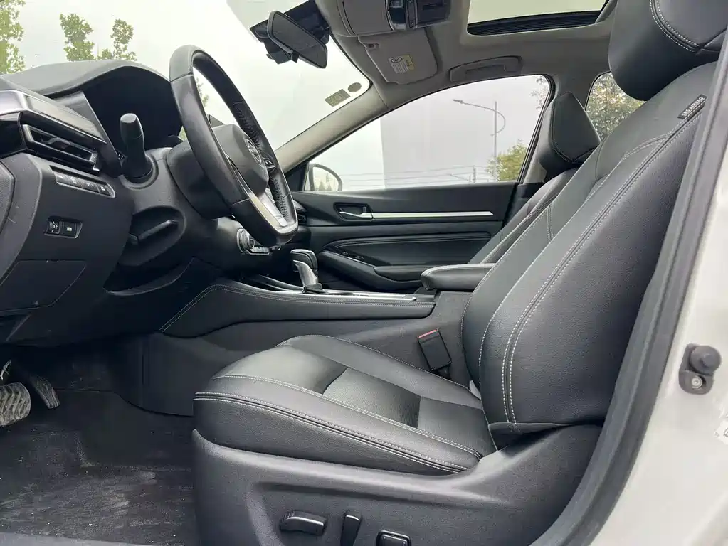 Nissan Teana — миниатюра 4