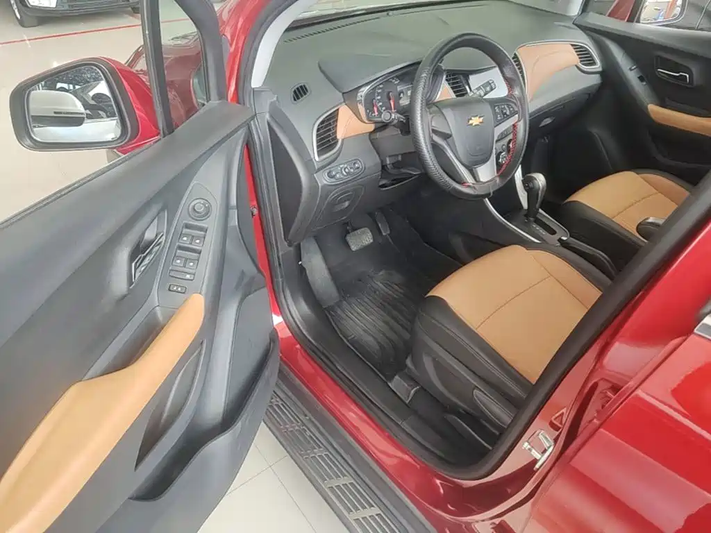 Chevrolet Trax — миниатюра 16