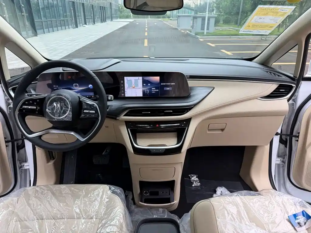 Buick GL8 Hybrid — миниатюра 9